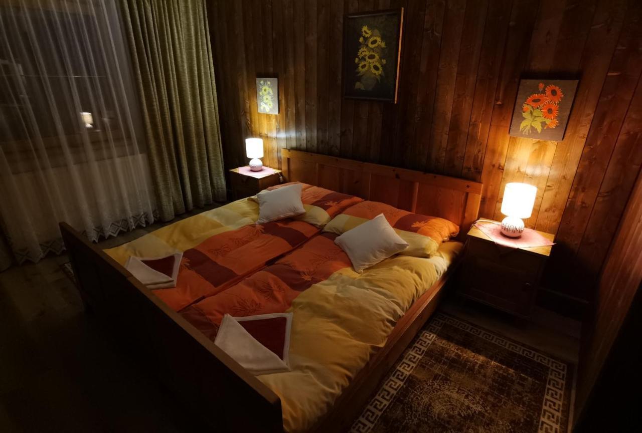 Haus Fiegl Hotel เอิทซ์ ภายนอก รูปภาพ