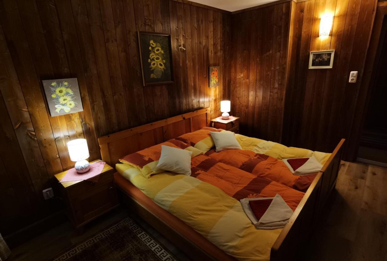 Haus Fiegl Hotel เอิทซ์ ภายนอก รูปภาพ